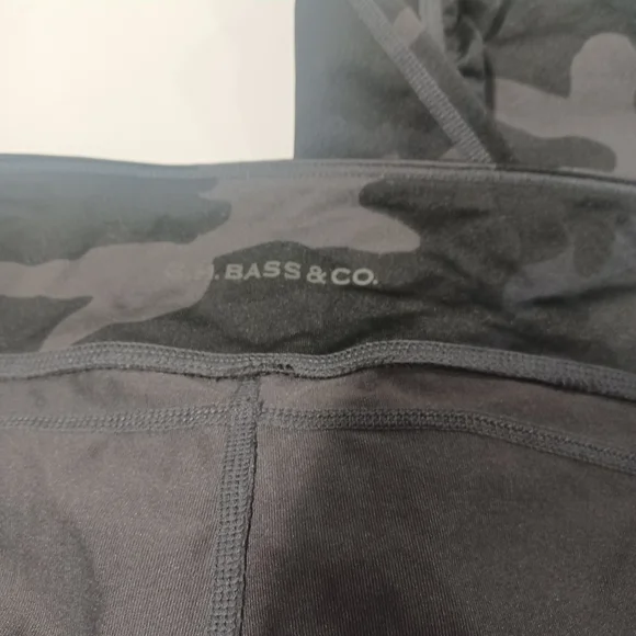 G.H. Bass & Co. Black and Gray Camouflage Leggings - Picture 5 of 6